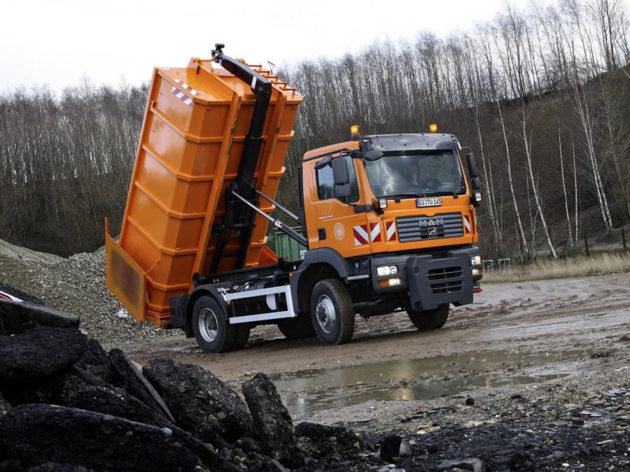  MAN TGM 13.240 2005 года  (фото 4 из 11)